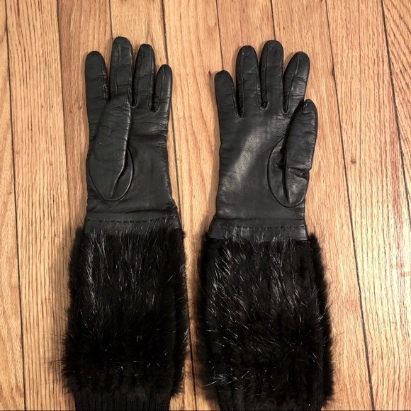 Prada fur, wool, and lambskin gloves / Size 7 - Picture 2 of 5